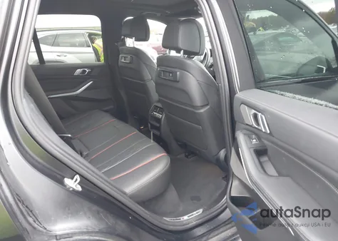 2022 BMW X5 xDrive40I z USA, uszkodzony, nr VIN 5UXCR6C07N9K62083